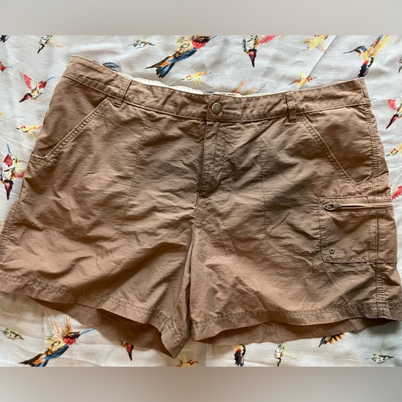 Columbia Women’s shorts size 18W - Picture 5 of 6